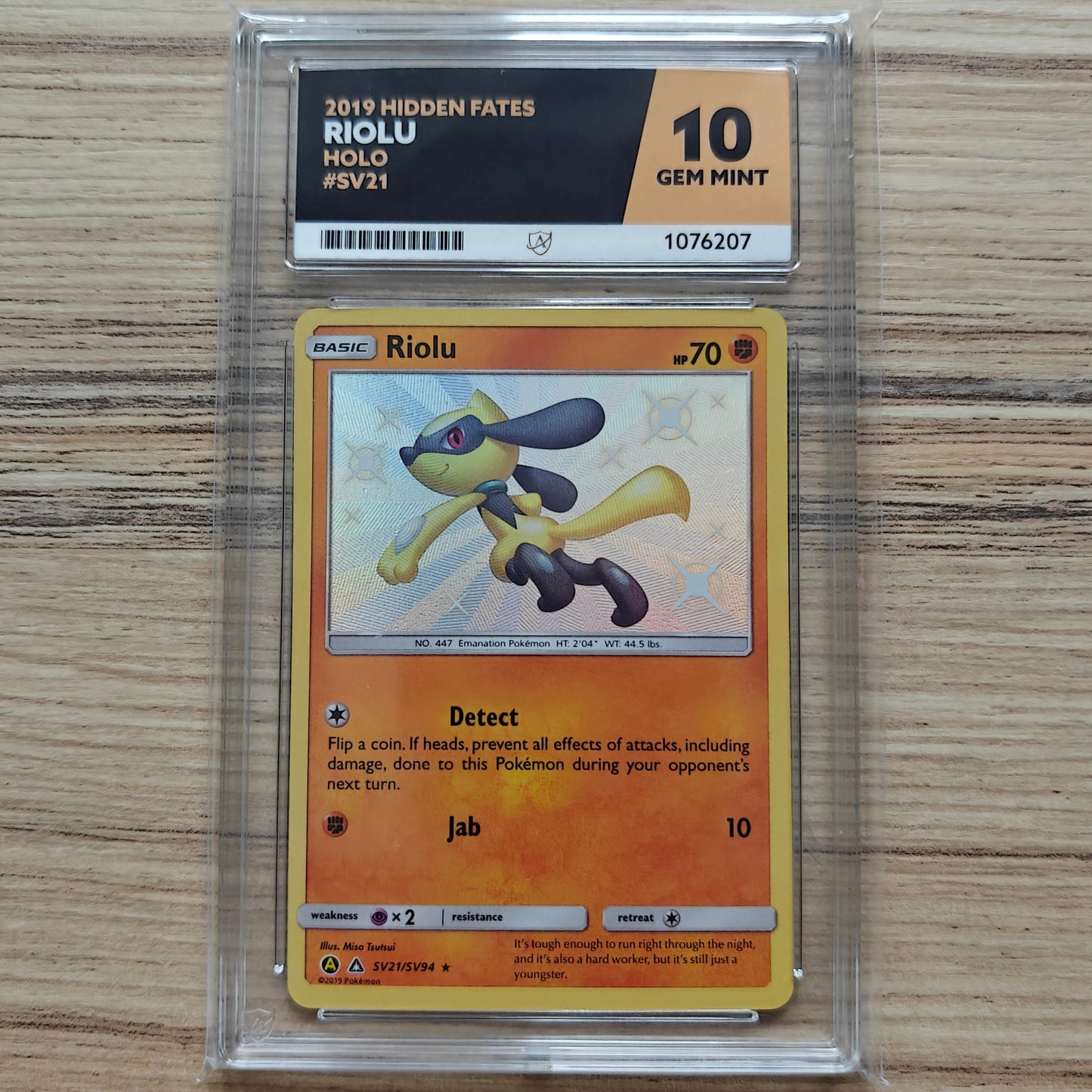 Pokemon TCG Riolu Hidden Fates: Shiny Vault SV72/SV94 (ACE 10)