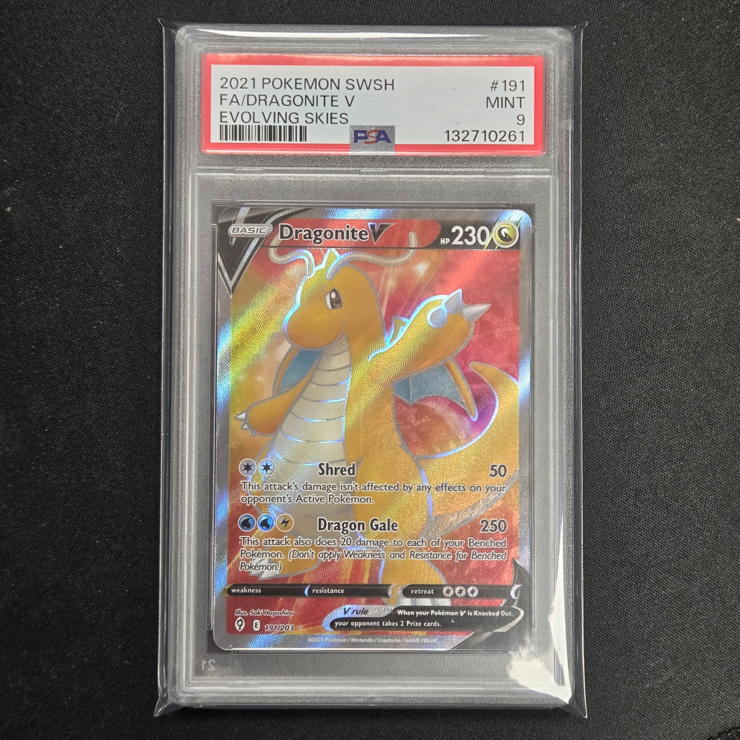 Pokemon TCG Dragonite V Evolving Skies 191/203 (PSA 9)