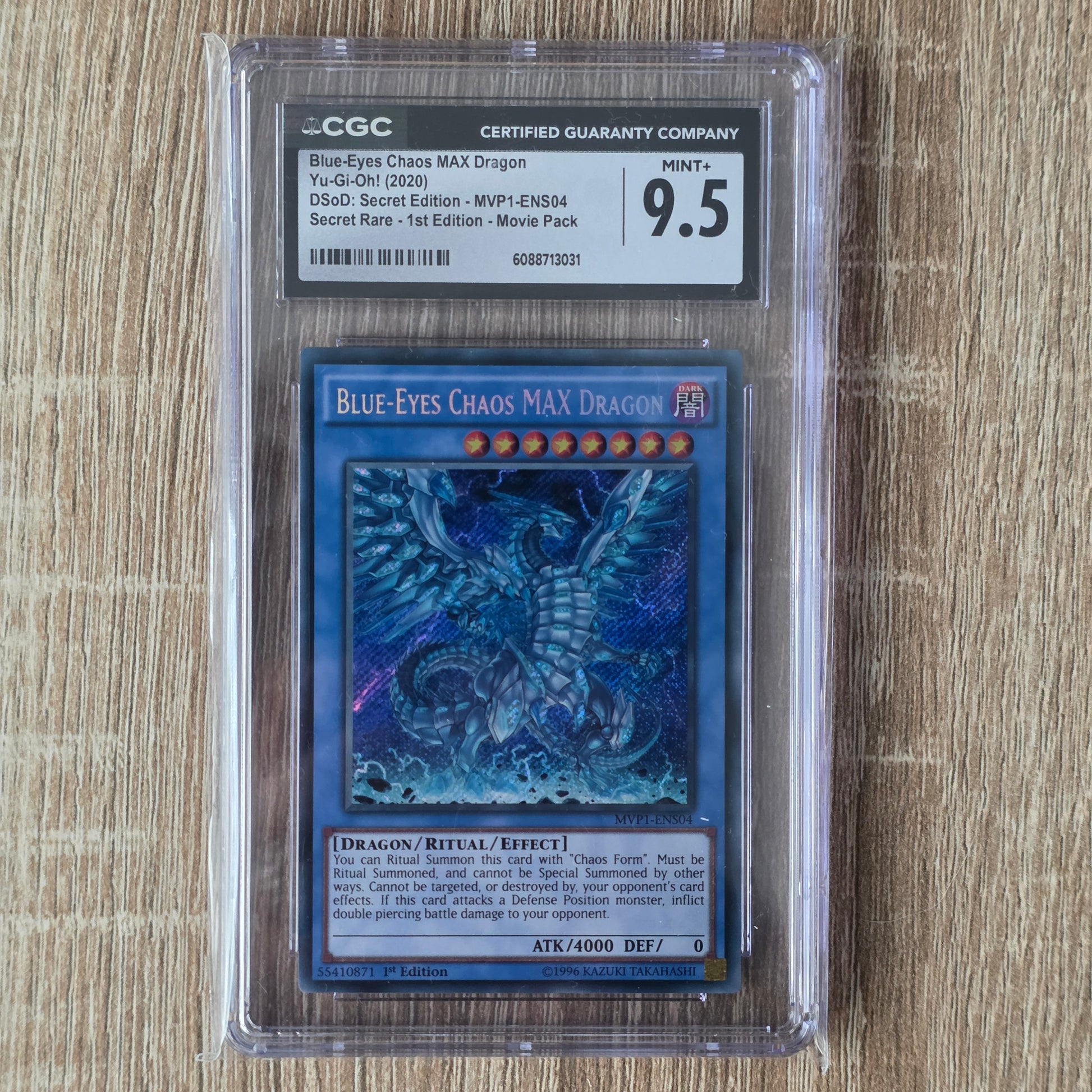 Yu-Gi-Oh! TCG Blue-Eyes Chaos MAX Dragon *Secret Rare* MVP1-ENS04 (CCG 9.5)
