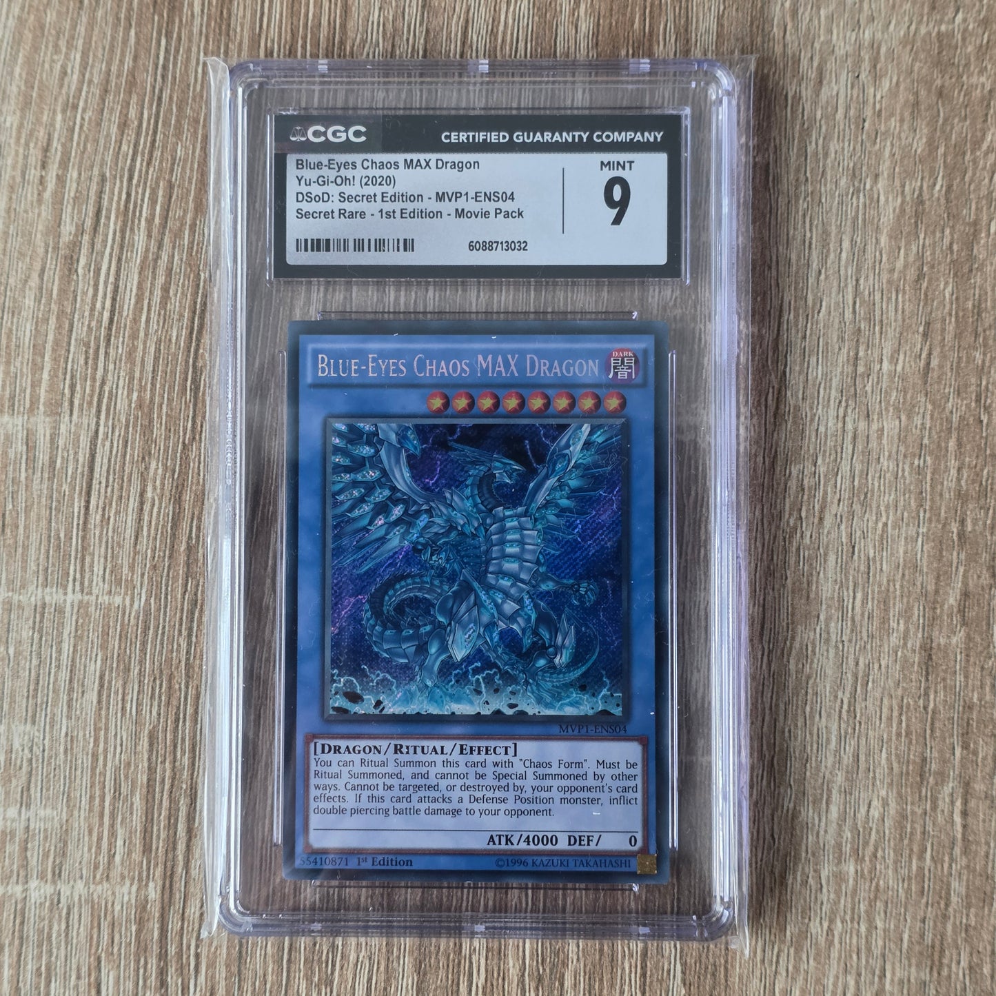Yu-Gi-Oh! TCG Blue-Eyes Chaos MAX Dragon *Secret Rare* MVP1-ENS04 (CCG 9)