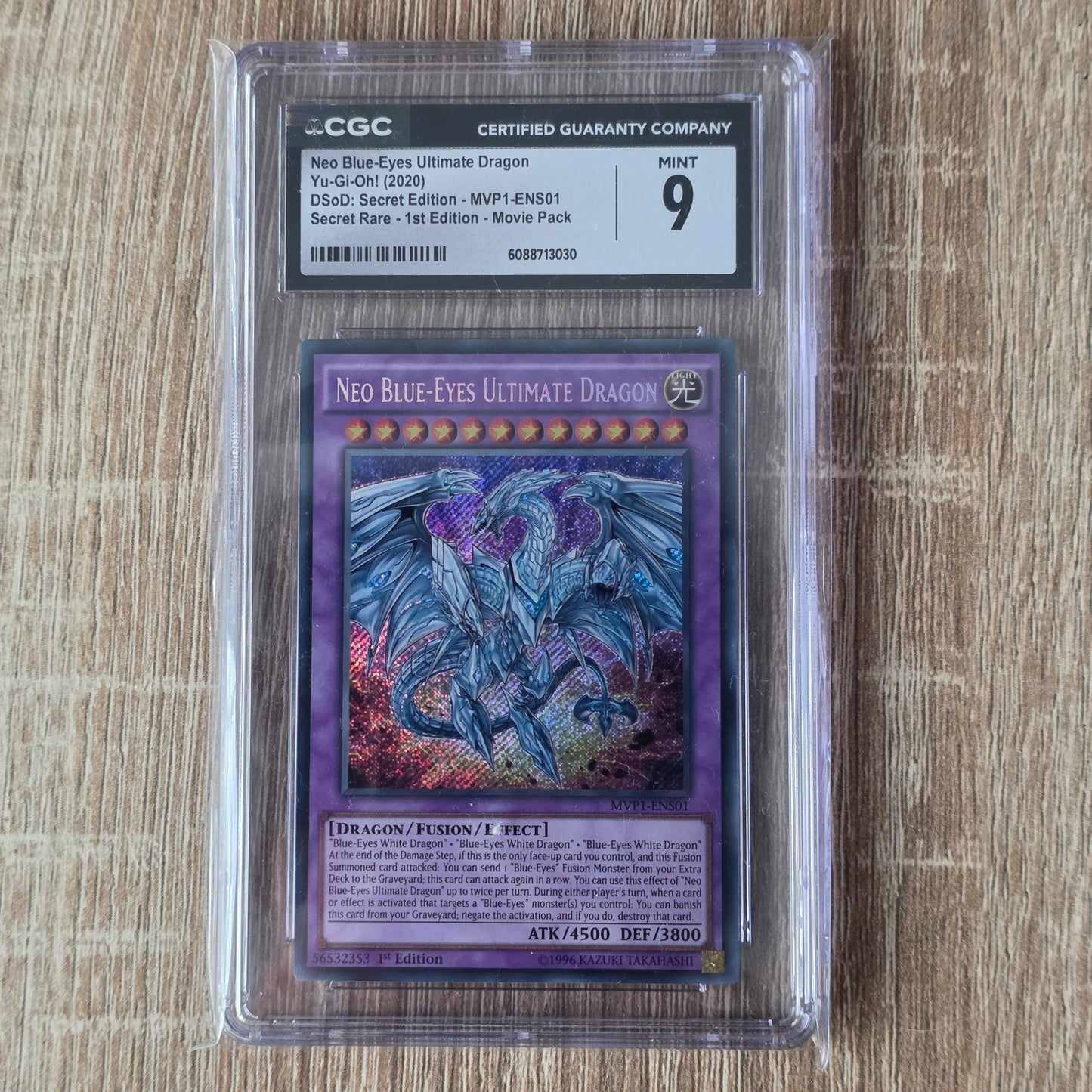 Yu-Gi-Oh! TCG Neo Blue-Eyes Ultimate Dragon *Secret Rare* MVP1-ENS01 (CCG 9)